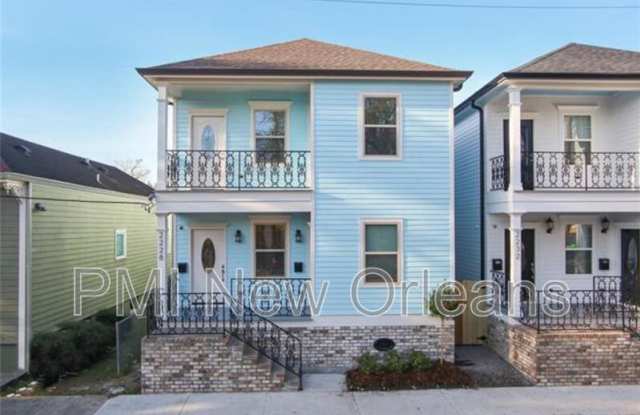 2230 Bienville St photos photos
