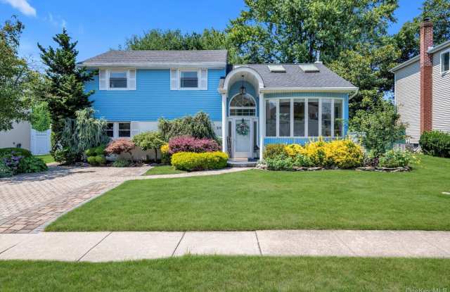 38 Loretta Drive photos photos
