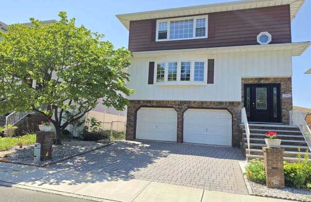 295 PAULANNE TERRACE photos photos