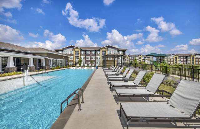 Affordable Housing - Frontera Crossing Gallery 2