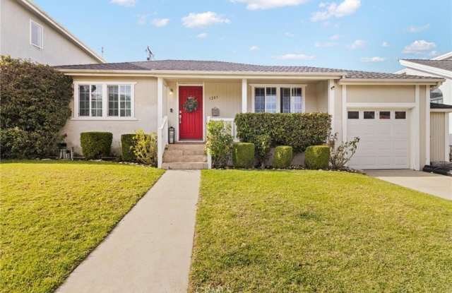 1205 Manzanita - 1205 Manzanita Lane, Manhattan Beach, CA 90266