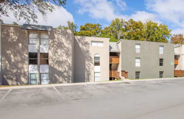 Renaissance at Strawberry Creek Apartments Gallery 3