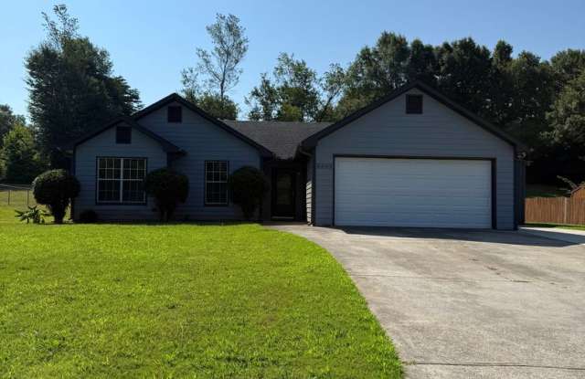 3 Bedroom 2 Bathroom Ranch Home photos photos