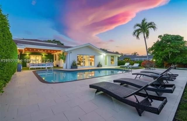 13540 SW 98th Ct Gallery 3