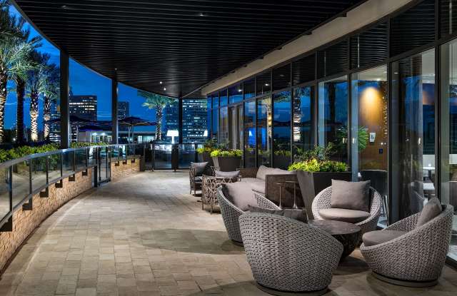 Hanover Post Oak Gallery 4