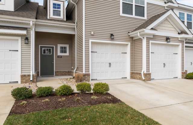 4260 Longleaf Place Gallery 1