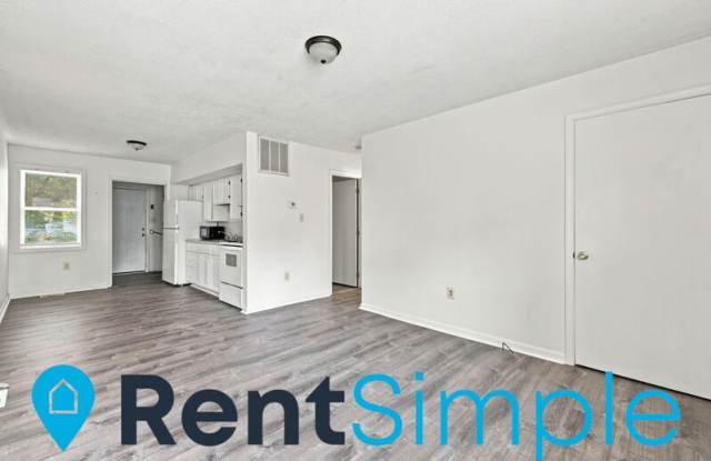 552 Fremont Street Gallery 3