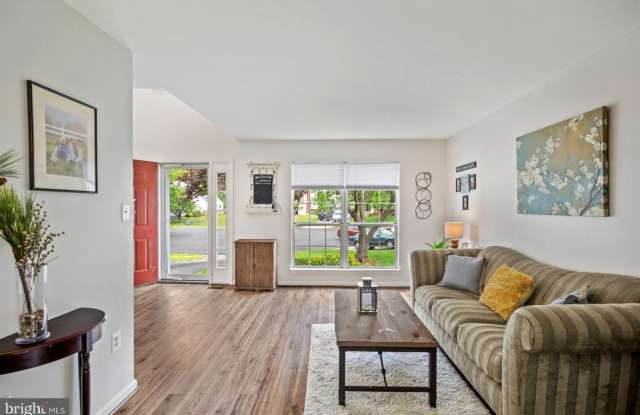 5362 SATTERFIELD DRIVE Gallery 4