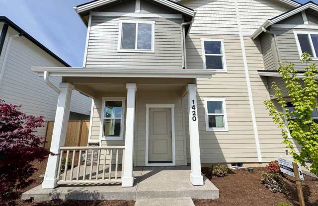 RENT SPECIAL: ½ Off First Full Month's Rent With One Year Lease! ~ Hankel 1420 photos photos