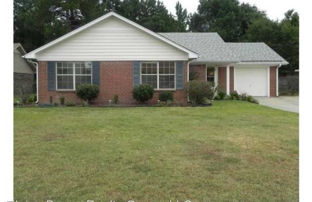 708 Edgewood Drive - 708 Edgewood Ct, Hinesville, GA 31313