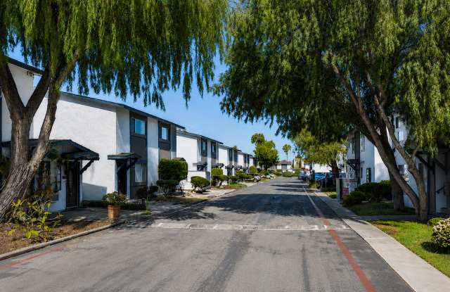 Country Aire Apartments Gallery 1