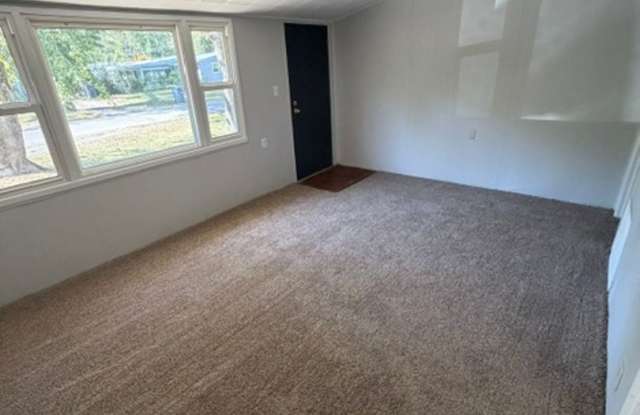 2712 South Saint James Boulevard, Evansville, Indiana 47714 Gallery 4