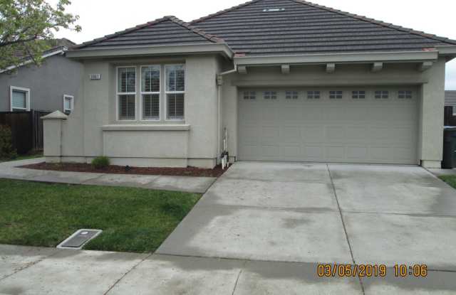 3061 Red Maple Court (FOR RENT) Vacaville photos photos