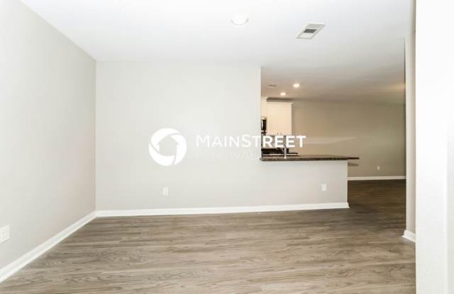 25208 Dickens Drive Gallery 4