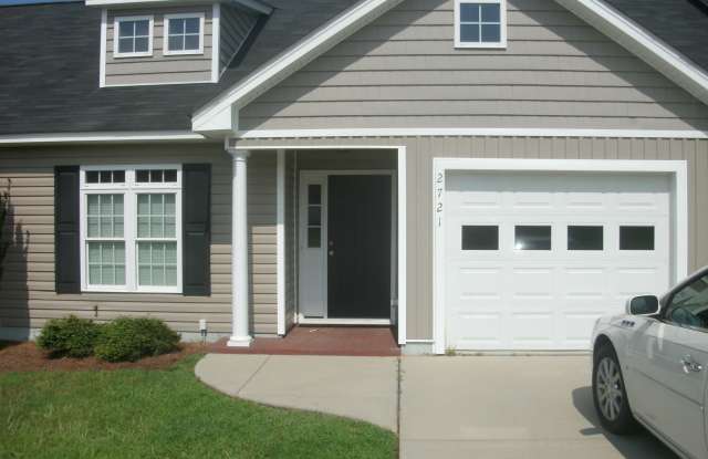 Beautiful Town Home - 2721 Shire Ln, Rocky Mount, NC 27804