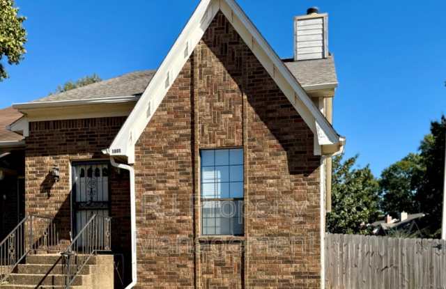 5996 Parktree Cv photos photos