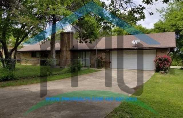 COMING SOON! Very Nice 3 BR, 2 BA, 2-Car Garage Home for Rent in Duncanville - 1202 West Camp Wisdom Road, Duncanville, TX 75116