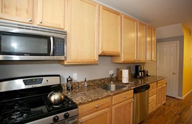 777 Kenyon St Nw - 777 Kenyon Street Northwest, Washington, DC 20010