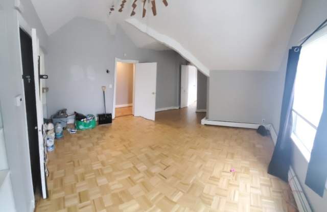 228 N Oraton Pkwy Gallery 4
