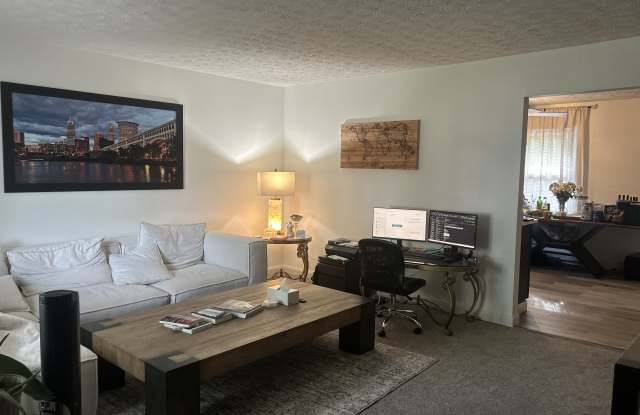 14268 Prospect Road Gallery 4