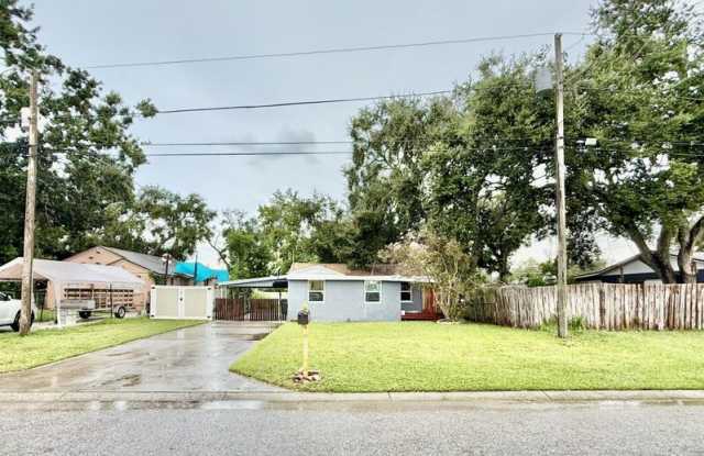 4528 70th Street North - 4528 70th Street North, West Lealman, FL 33709