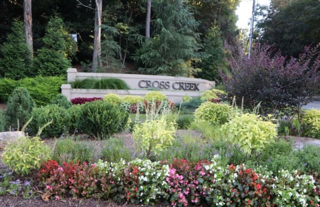 194 Triumph Drive - 194 Triumph Drive Northwest, Atlanta, GA 30327