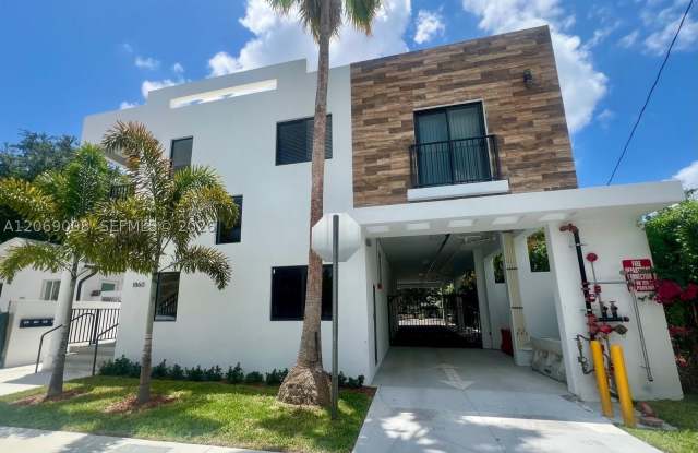 1860 NW 19th St Gallery 1