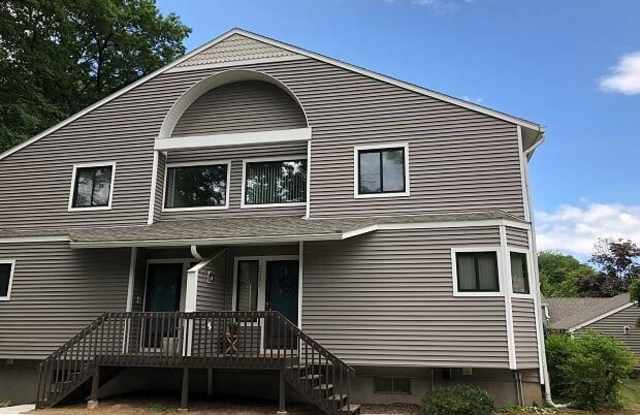 2201 Mill Pond Drive Gallery 2
