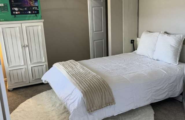 7609 South Quatar Way photos photos