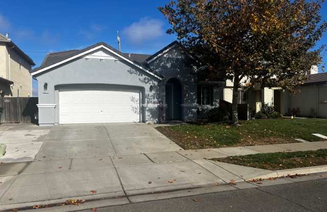 3 Bedroom House Coming Available - 3577 Jefferson Avenue, Yuba City, CA 95993