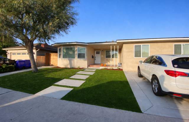 NEW 4BD/2BA!! Easy Walk to Campus photos photos
