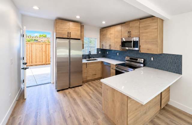 BRAND NEW (2026)!! 4 Bed / 2 Bath Home on Catoctin (Near Campus) Gallery 3