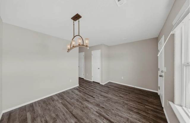 4714 Hoover Loop Gallery 2