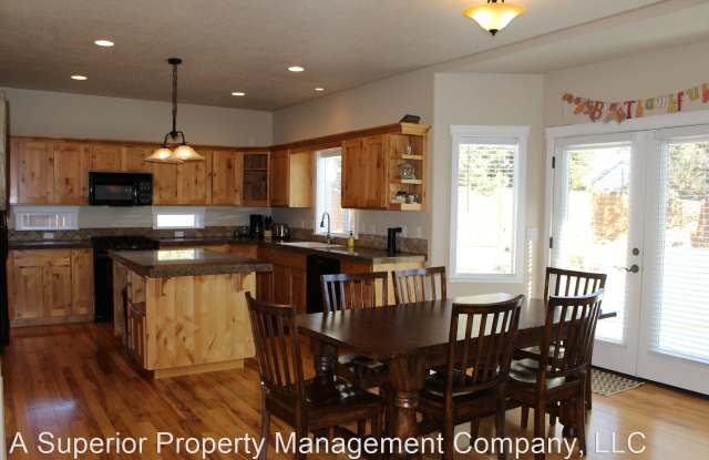 63168 Peale St. Gallery 4