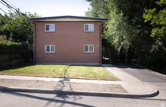 938 E Lowell Ave, photos photos