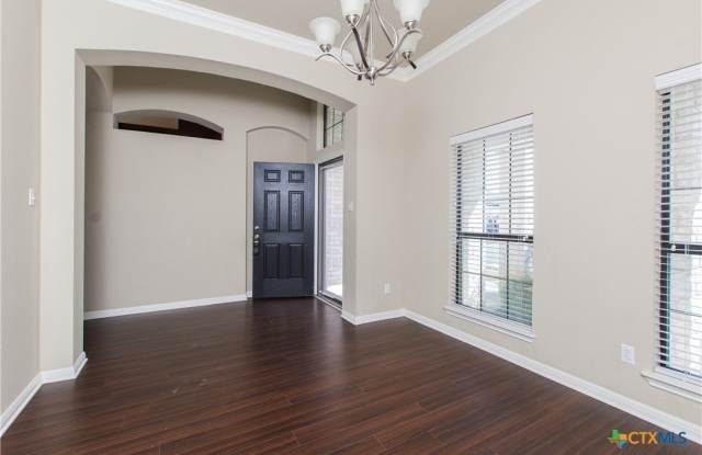 3505 Castleton Drive Gallery 2