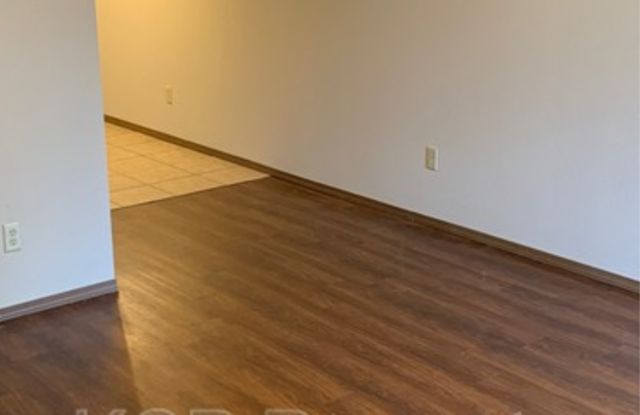 3210 Phoenix - B Gallery 3