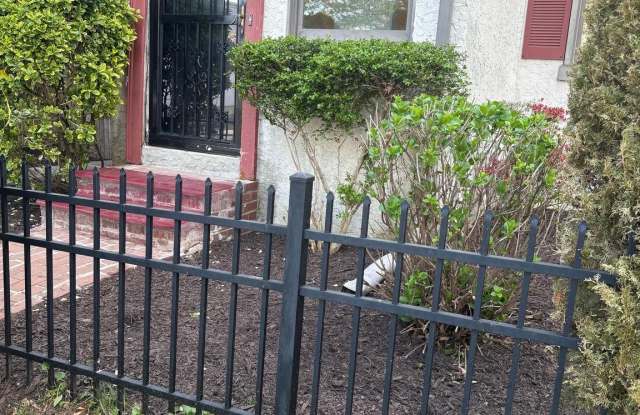 213 VERNON Street photos photos