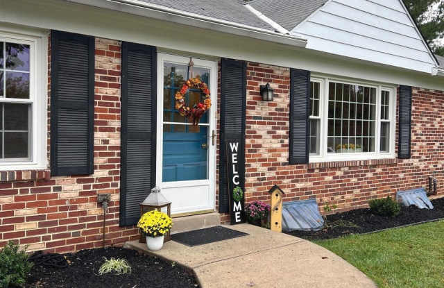 7 E RHODES AVENUE photos photos