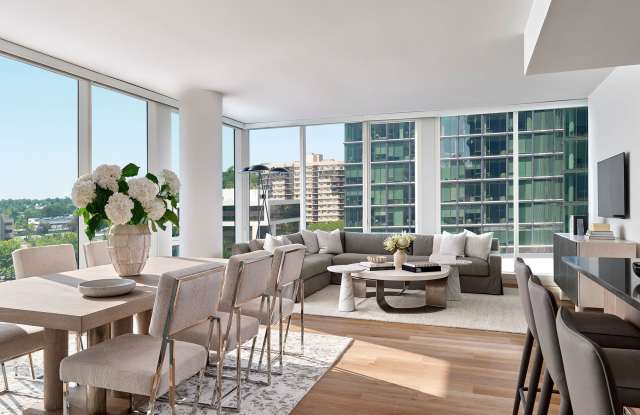 AVE Hamilton Green photos photos