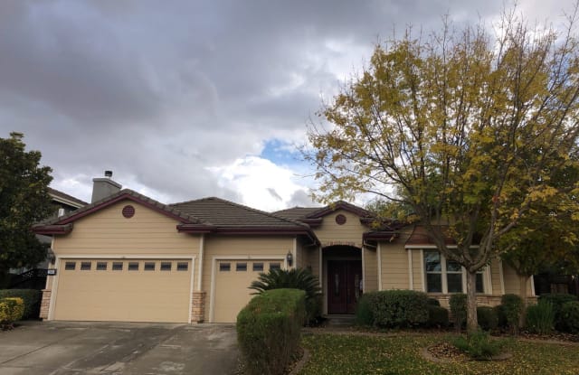 2884 FOX DEN CIRCLE - 2884 Fox Den Circle, Lincoln, CA 95648
