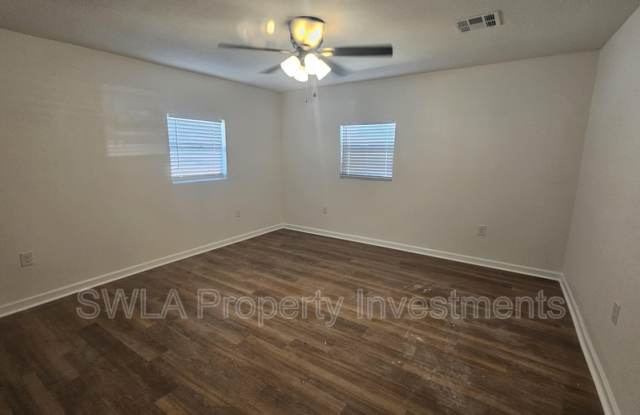 4412 Louisiana Avenue Gallery 4