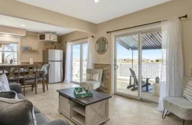 18 Harborside Drive E Gallery 4