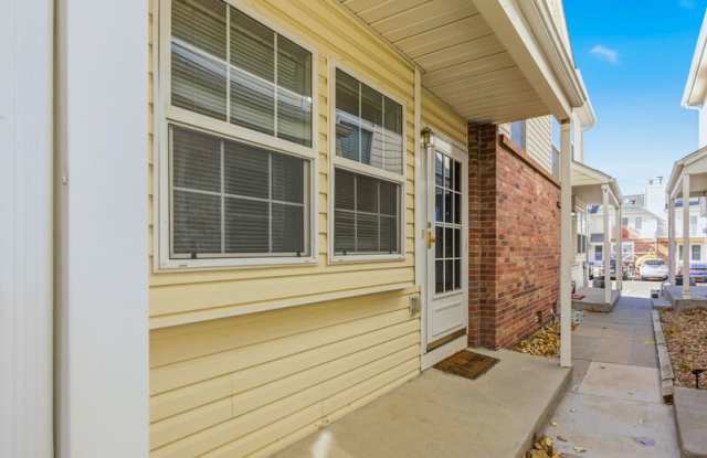 17281 East Ford Drive - 17281 East Ford Drive, Aurora, CO 80017