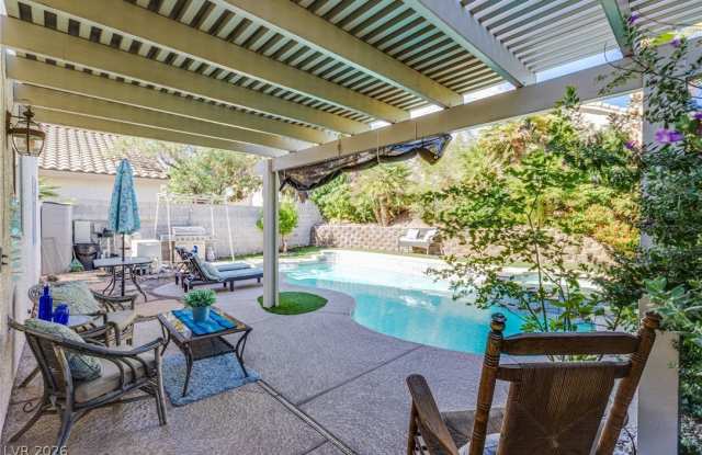 253 Camelback Ridge Avenue Gallery 3