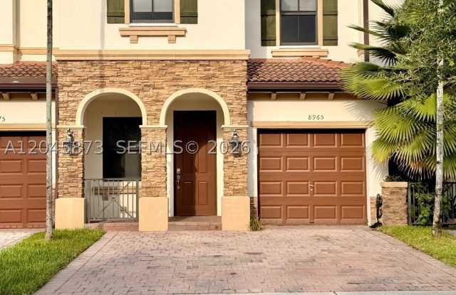 8965 NW 98th Ave photos photos