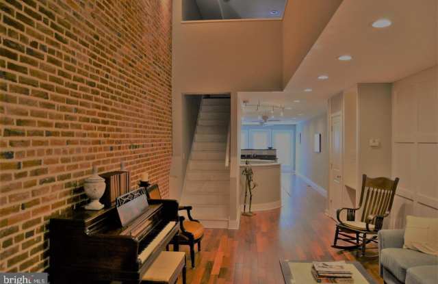 640 S MONTFORD AVENUE Gallery 3