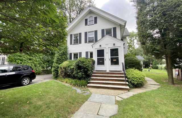 228 TENAFLY RD photos photos