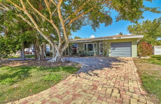 7055 S SHORE DRIVE S - 7055 South Shore Drive South, South Pasadena, FL 33707