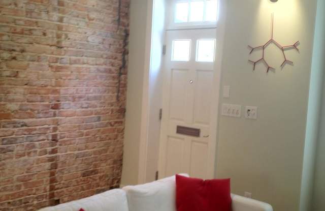 1716 V STREET NW Gallery 3